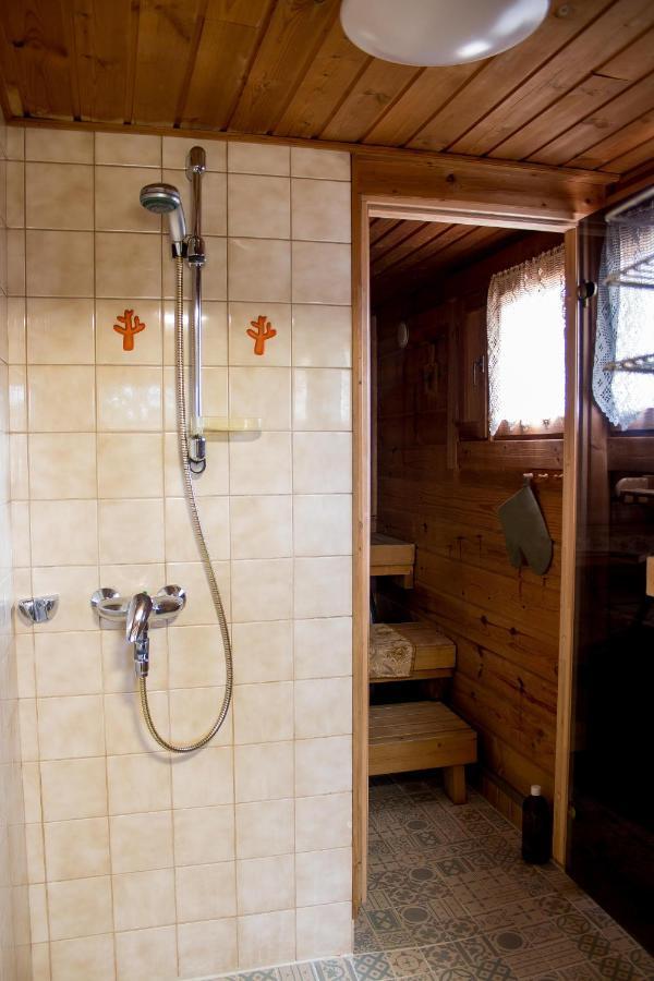 Cottage Kesaeranta Kumia Luaran gambar